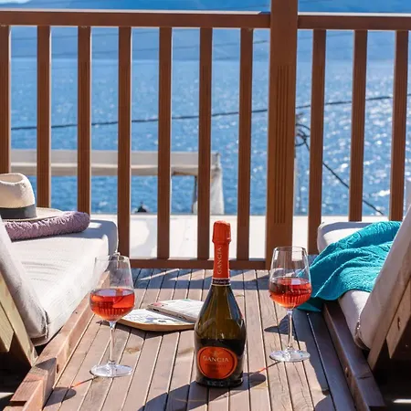 Sea Rock * Agia Efimia