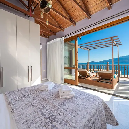Sea Rock Apartment